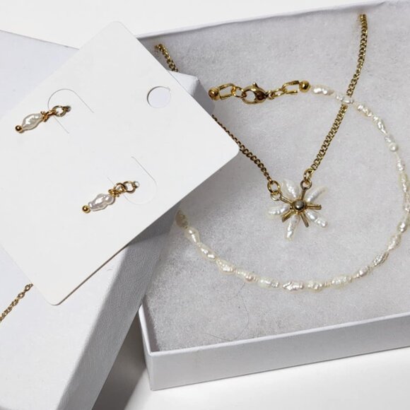 Baroque seed pearl 3 piece set - necklace earrings bracelet - Picture 1 of 9